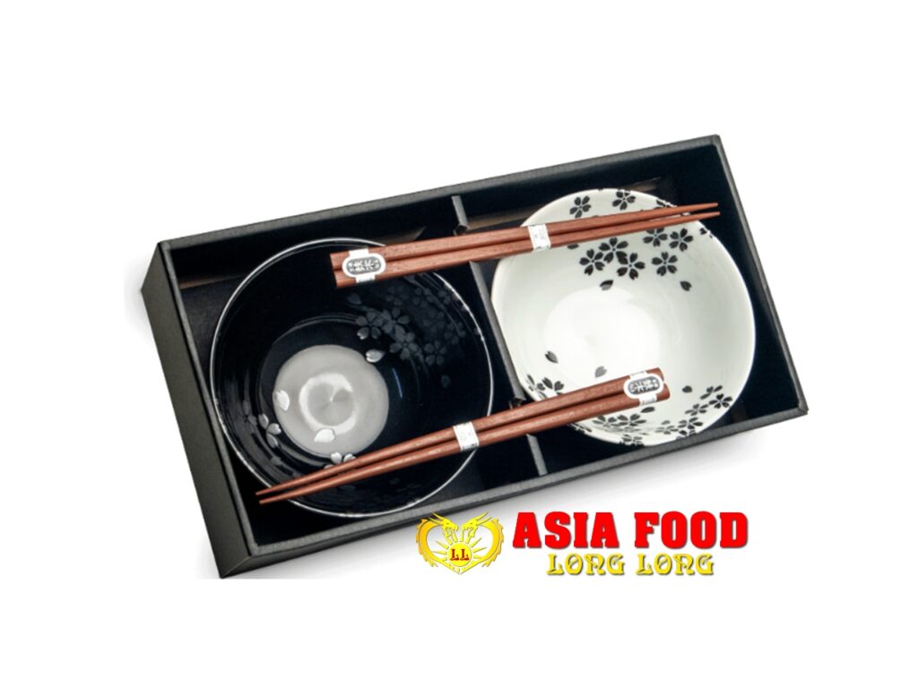 Schüssel-Set 15x7cm Schwarz und weiß Motiv Blüten mit Stäbchen 2x/Japan